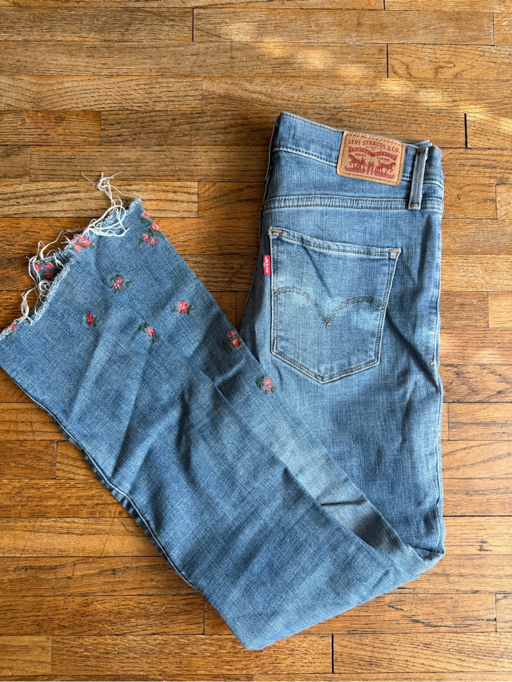 Levi's Light Blue Shaping Skinny Jeans